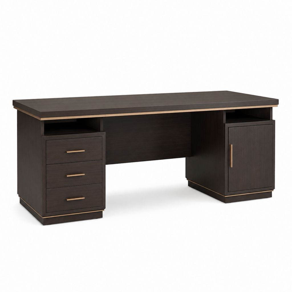 Scrivania tradizionale con cassetti e anta marrone scuro in pannello di particelle 150 x 70 x 75 cm
